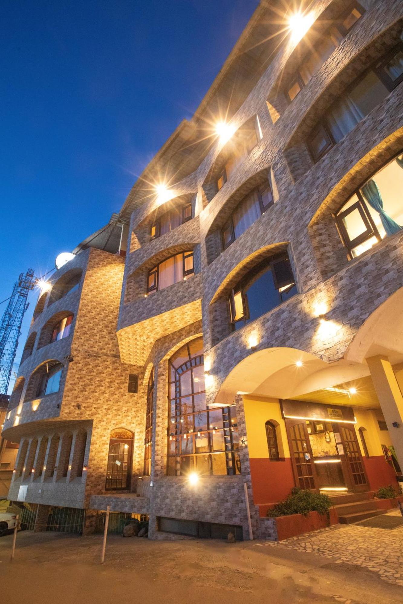 Devi Enterprises - Hotel Khems Ooty Exteriör bild
